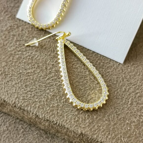 Kendra Scott Payton Earrings, Gold White Crystal - Picture 3 of 3